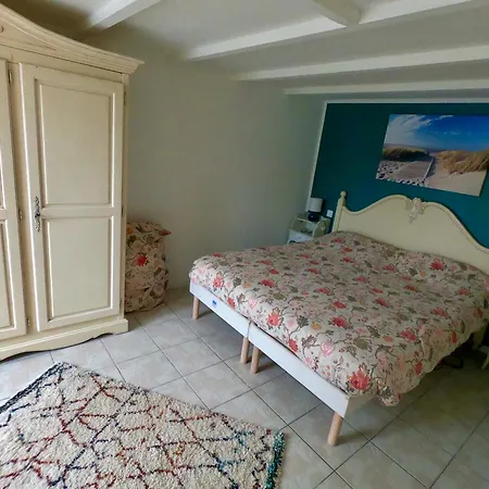 Maison 6 Pers 10Min De La Plage Casa de Férias *